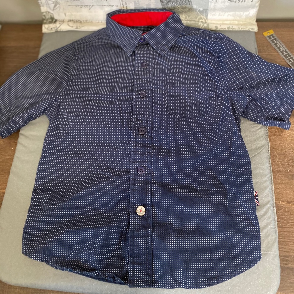 ENGLISH LAUNDRY TSHIRT